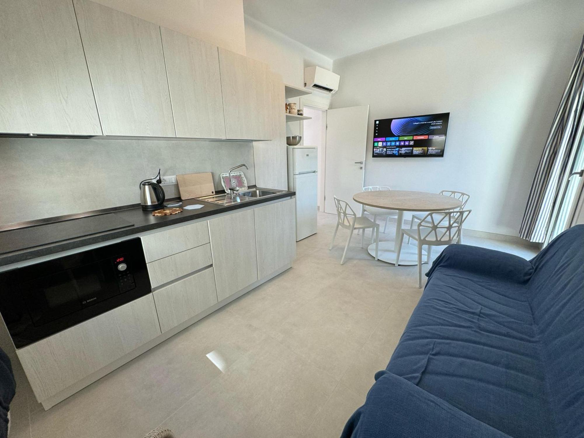 App4Rent Villa Zanetti - Appartamenti Con Spiaggia Privata Frontemare Lido di Jesolo Exterior photo