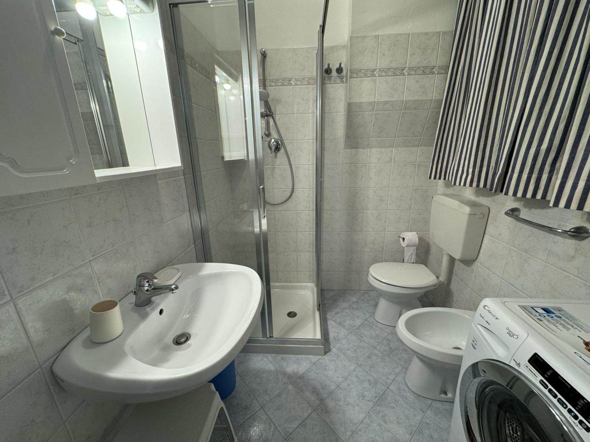 App4Rent Villa Zanetti - Appartamenti Con Spiaggia Privata Frontemare Lido di Jesolo Exterior photo